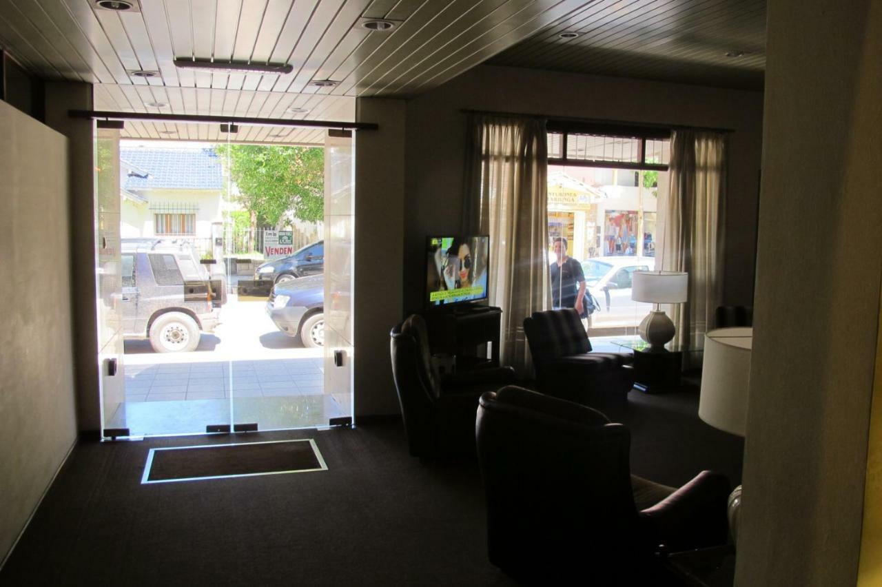 Hotel Emperador Necochea Exterior foto